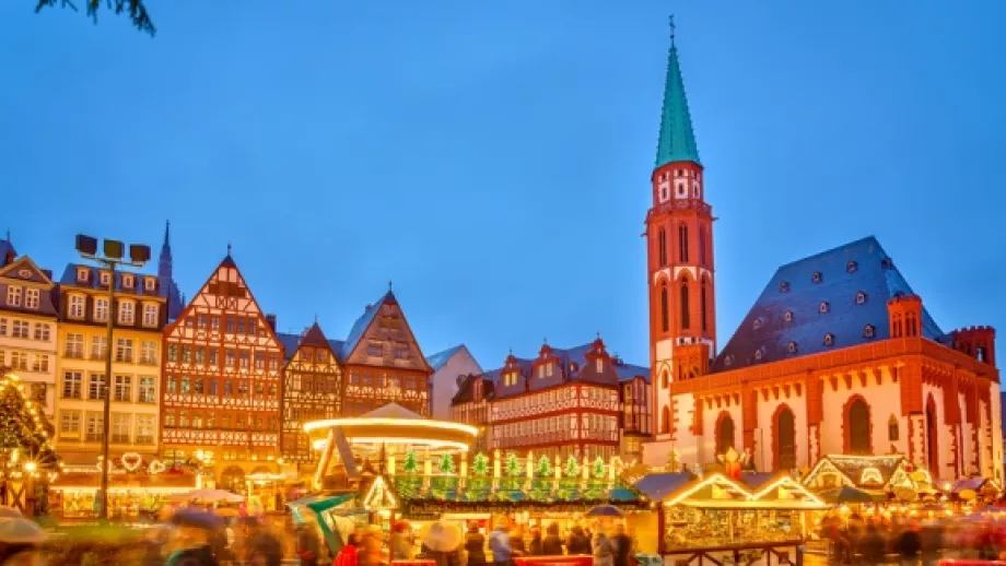 Best Things to do at Christmas Around the World main image