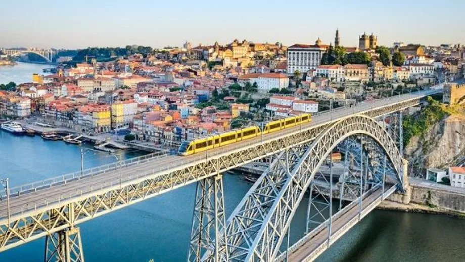 Portugal: Ten Things To Do main image