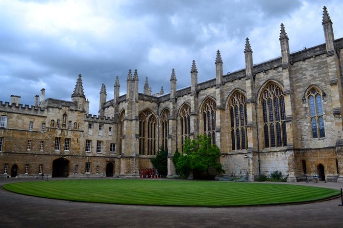 What is nicer Oxford or Cambridge?