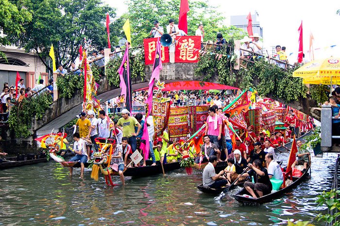 Festival Kapal Naga