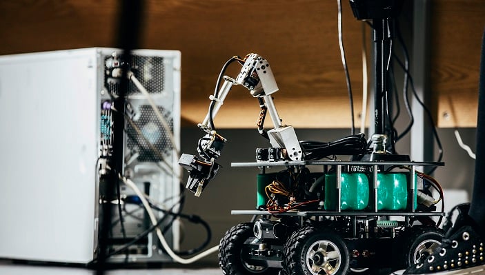 Queens University Belfast - Engineering & Physical Science Robotics