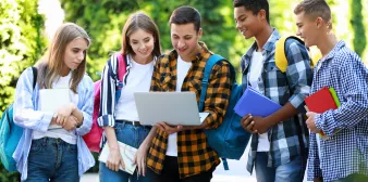 Questions you should ask at a university fair