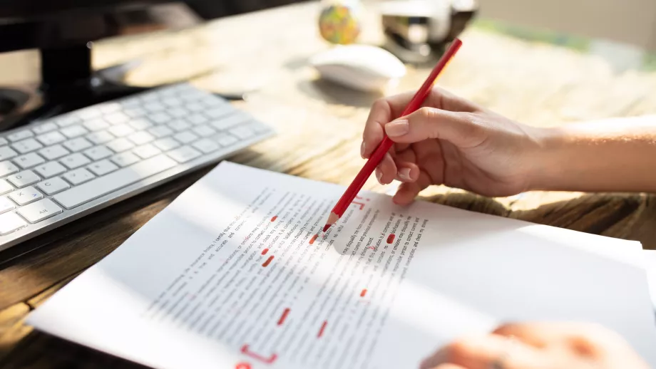 How to Become a Pro at Essay Writing in 6 Easy Steps