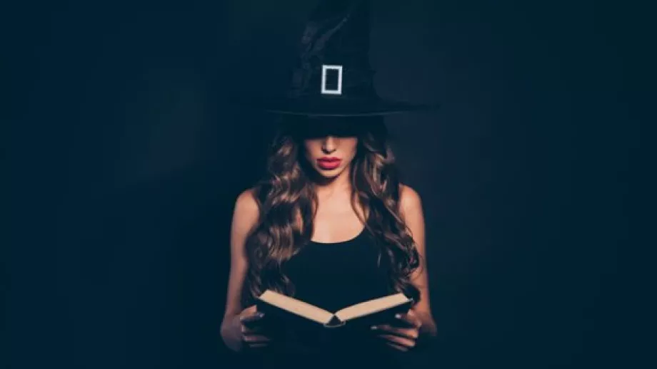 6 Books to Scare Students at Halloween main image