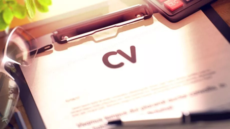 13 One-Minute Tricks to Improve Your CV  main image