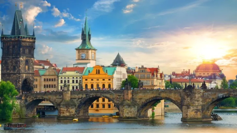 4 of the smartest reasons to study abroad in the Czech Republic main image