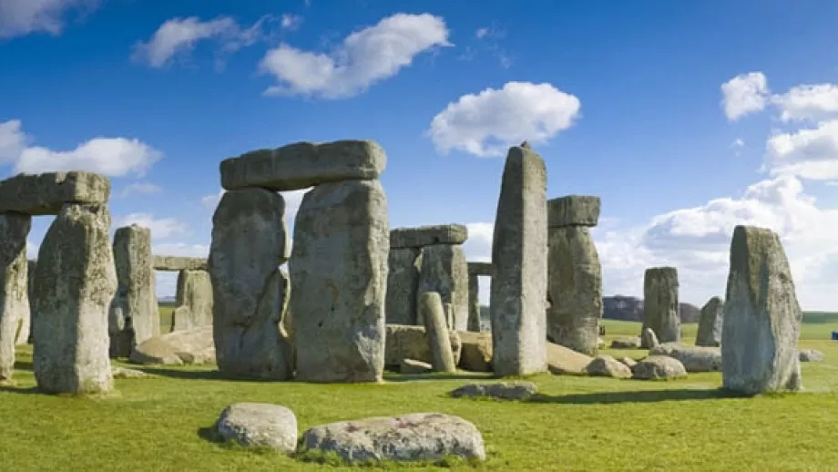 Top Must-See Historical Sites In England main image