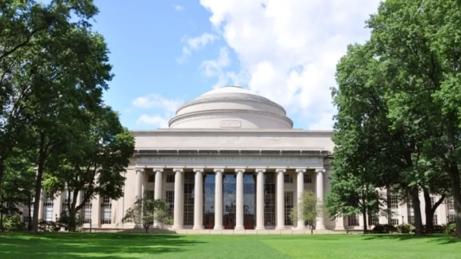 10 of the Most Successful MIT Graduates