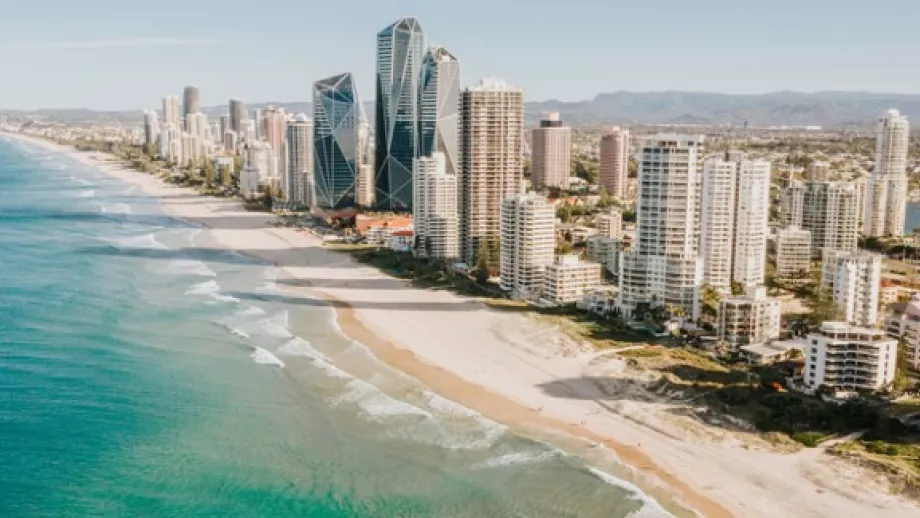 5 reasons to study on the Gold Coast main image
