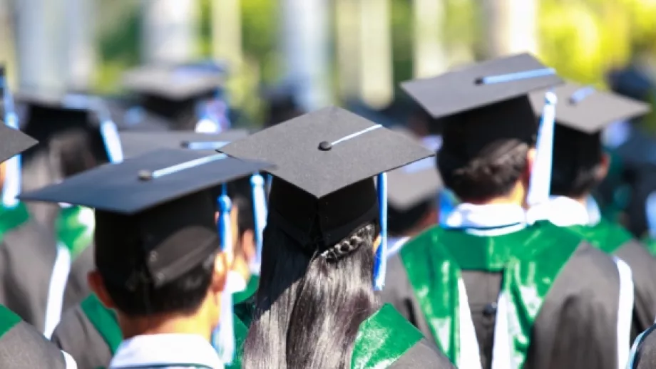 A Guide to Graduation Day main image