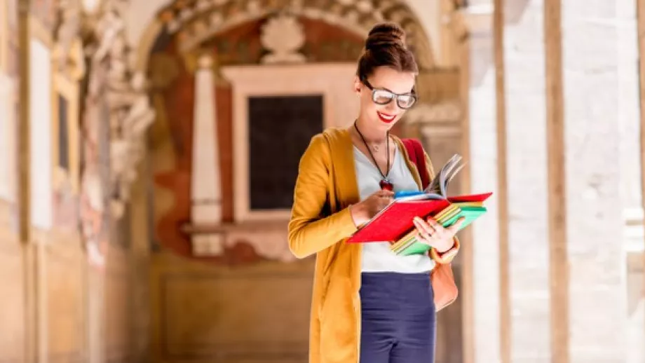 Everything you need to know about funding your studies in Italy