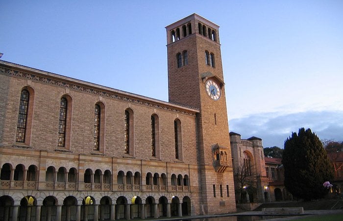 The University of Western Australia The University of Western Australia